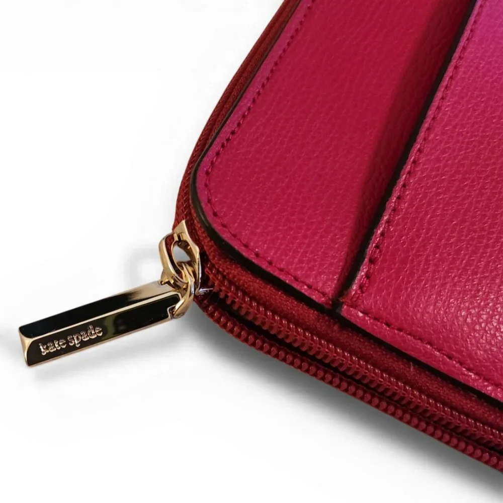 Kate Spade New York Sylvia Universal Slim Laptop Sleeve Red